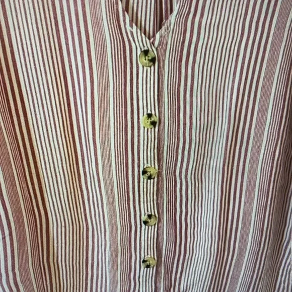 torrid Rose and White Striped Button-Front Top - Picture 2 of 5